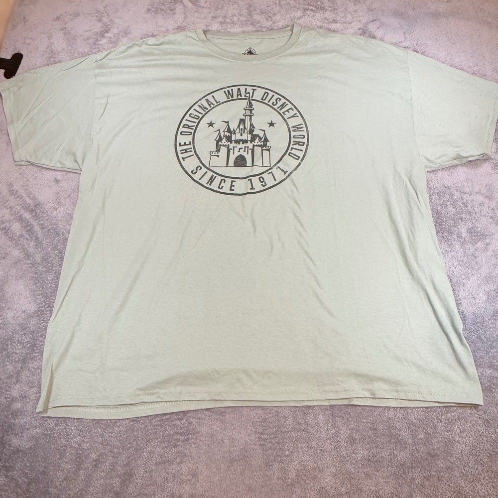 Disney World Original Since 1971 Castle Graphic T-Shirt Mens XXL Sage Green